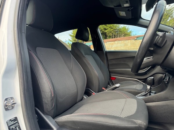 Used Ford Fiesta 2018 for sale - 76333792: Photo 2