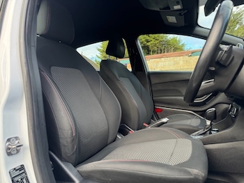 Used Ford Fiesta 2018 for sale - 76333792: Photo 2