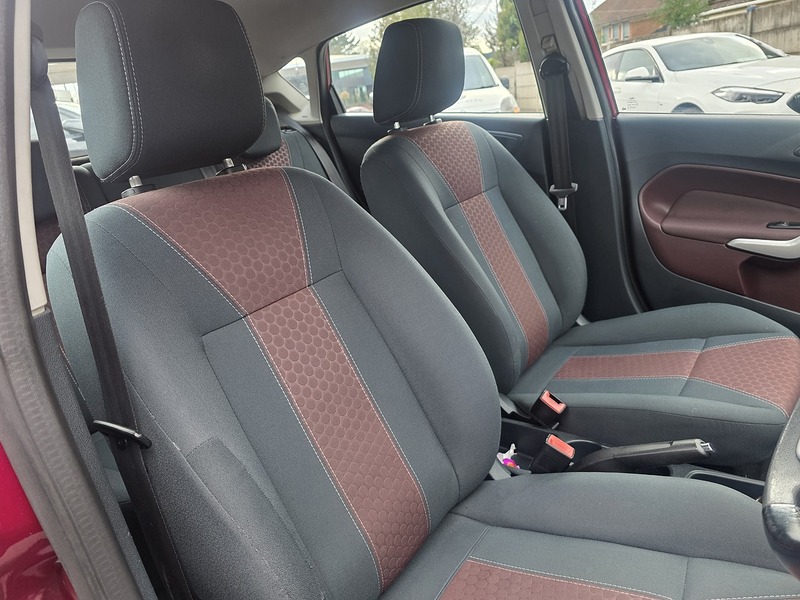 Used Ford Fiesta 2010 for sale - 77149255: Photo 27