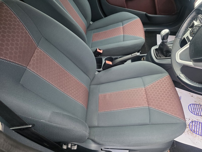 Used Ford Fiesta 2010 for sale - 77149255: Photo 28