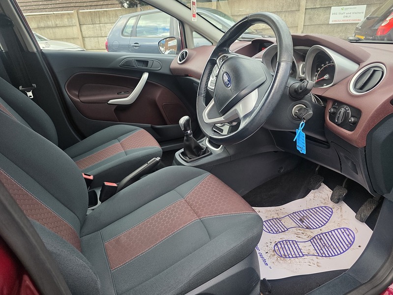 Used Ford Fiesta 2010 for sale - 77149255: Photo 3