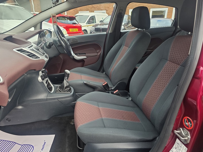 Used Ford Fiesta 2010 for sale - 77149255: Photo 40