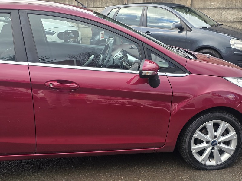 Used Ford Fiesta 2010 for sale - 77149255: Photo 6