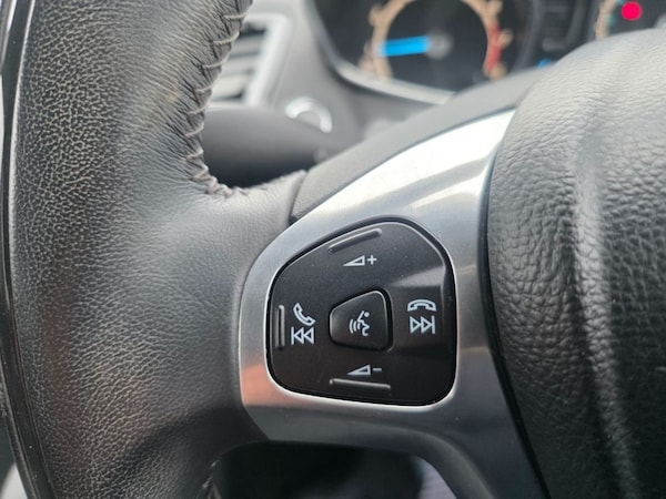 Used Ford Fiesta 2014 for sale - 76261027: Photo 34