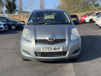 Used Toyota Yaris 2010 for sale - 79300999: Photo