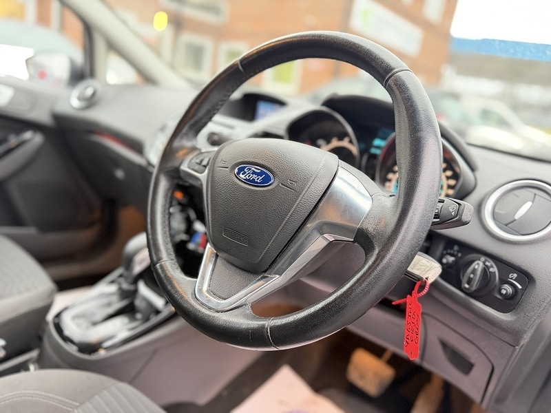 Used Ford Fiesta 2016 for sale - 77850855: Photo 3