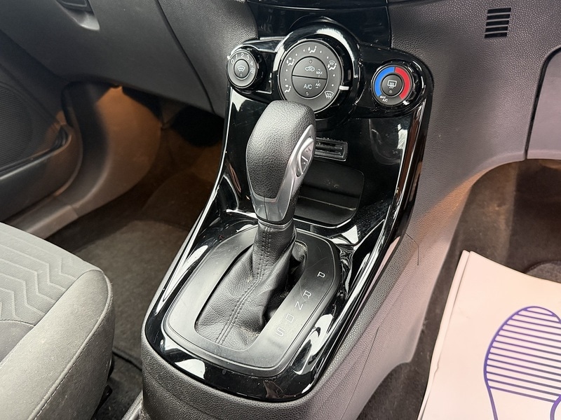 Used Ford Fiesta 2016 for sale - 77850855: Photo 32