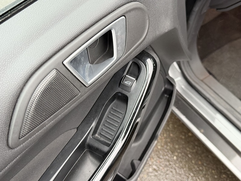 Used Ford Fiesta 2016 for sale - 77850855: Photo 49