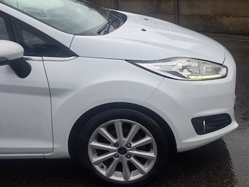 Used Ford Fiesta 2017 for sale - 76559448: Photo