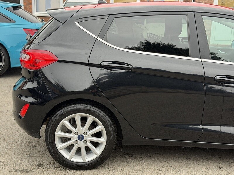 Used Ford Fiesta 2017 for sale - 77643331: Photo 15