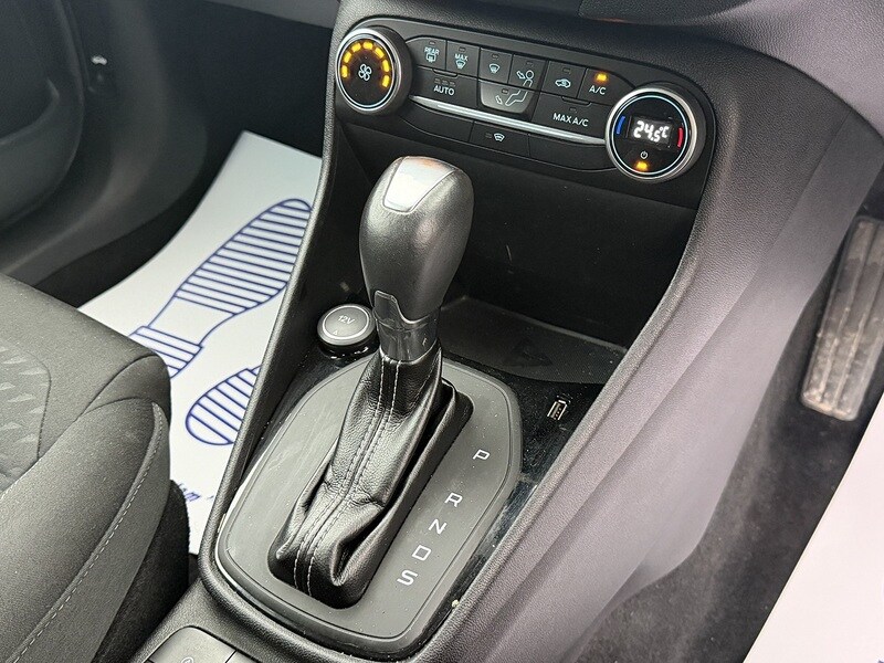 Used Ford Fiesta 2017 for sale - 77643331: Photo 31