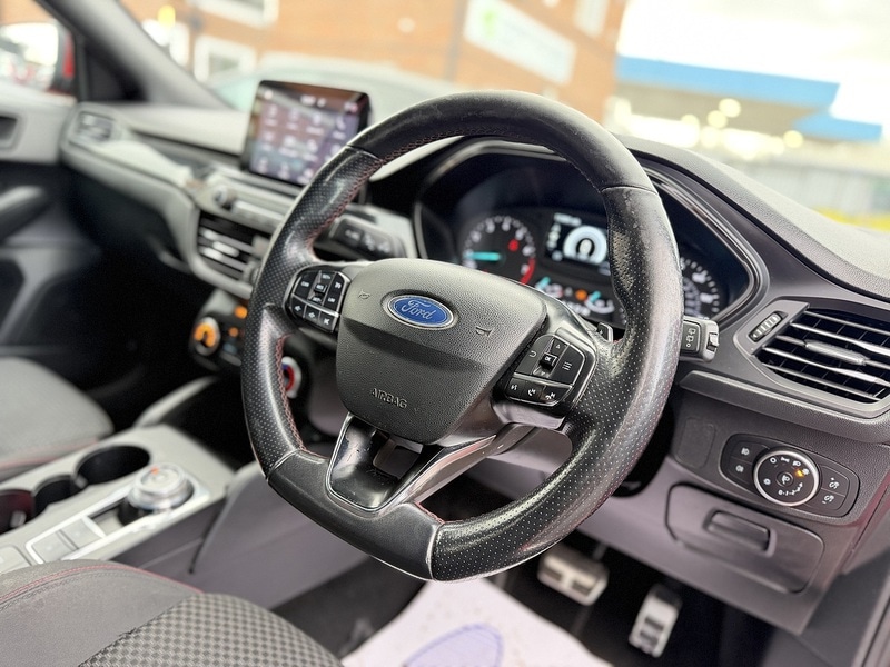 Used Ford Focus 2019 for sale - 77149371: Photo 3