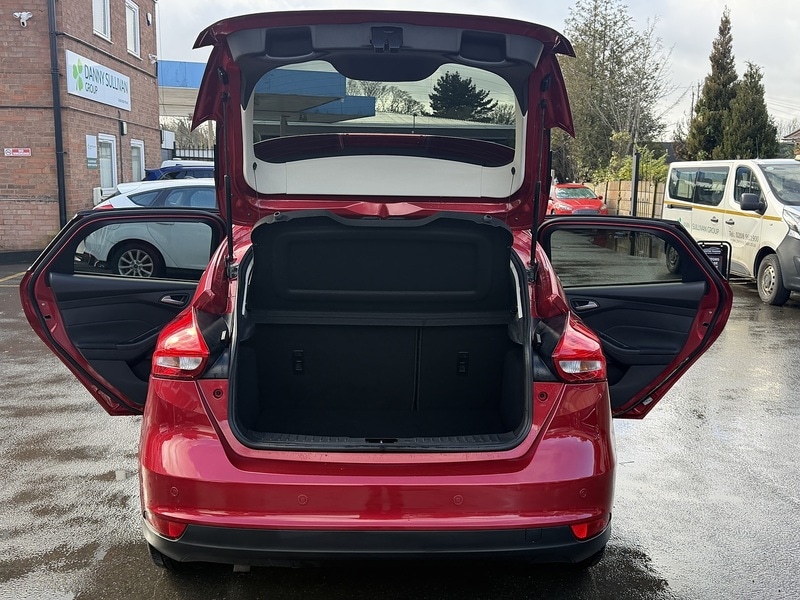 Used Ford Focus 2017 for sale - 77701924: Photo 16