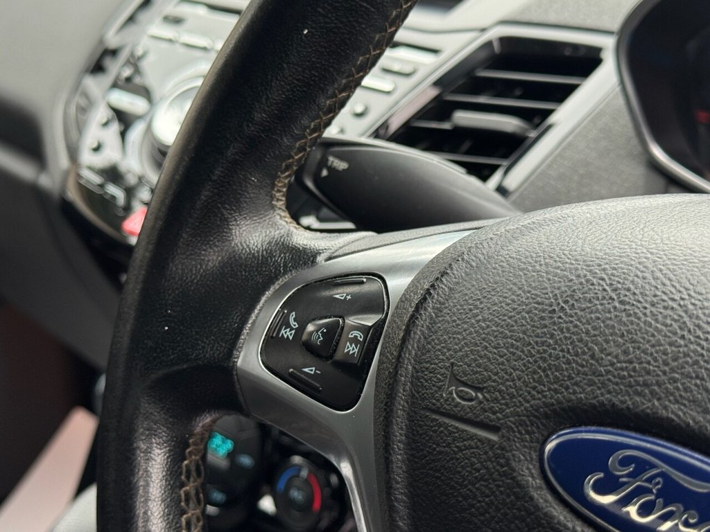 Used Ford Fiesta 2017 for sale - 76520729: Photo 39