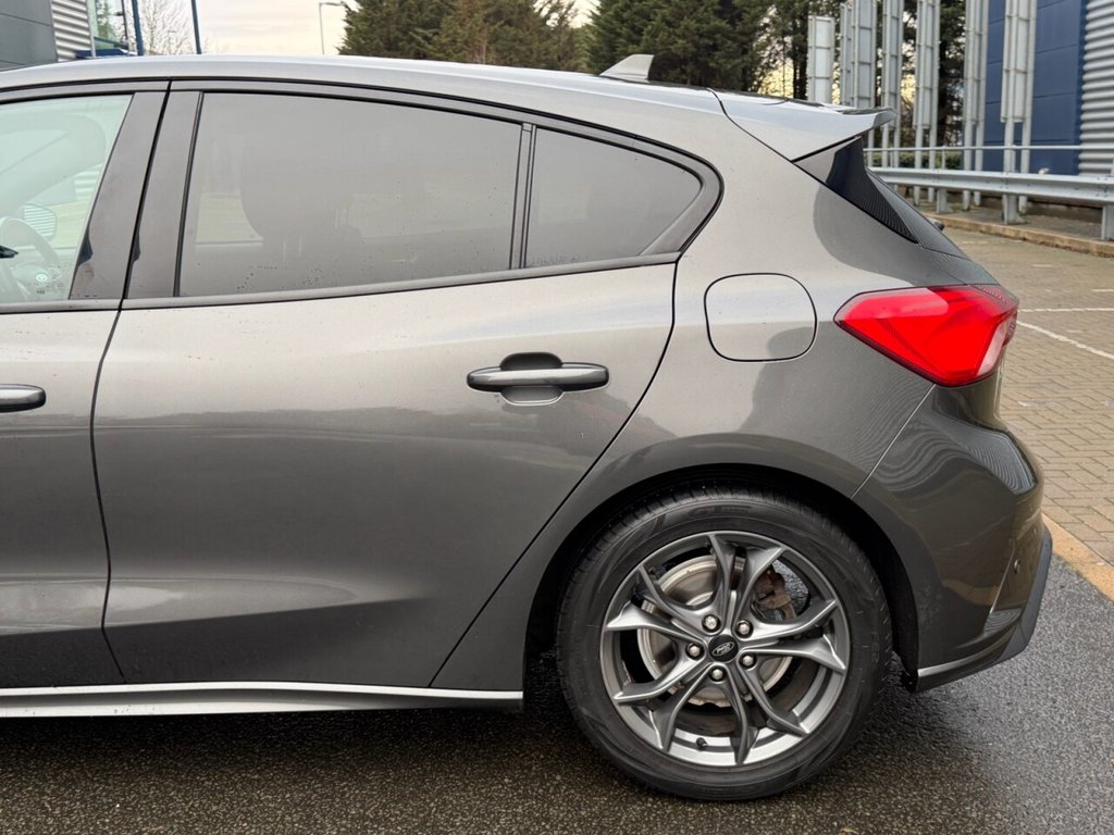 Used Ford Focus 2019 for sale - 76826499: Photo 14