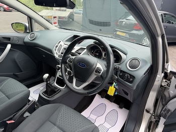 Used Ford Fiesta 2010 for sale - 78605523: Photo