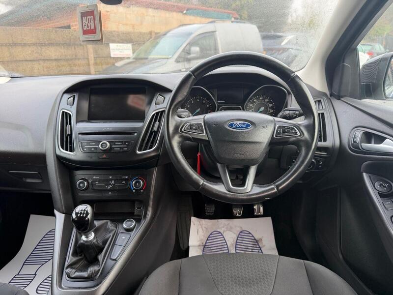 Used Ford Focus 2016 for sale - 77149256: Photo 3