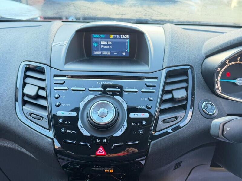 Used Ford Fiesta 2015 for sale - 77149278: Photo 32