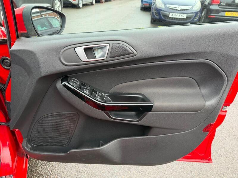 Used Ford Fiesta 2015 for sale - 77149278: Photo 40