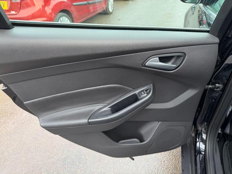 Used Ford Fiesta 2015 for sale - 77149278: Photo 45