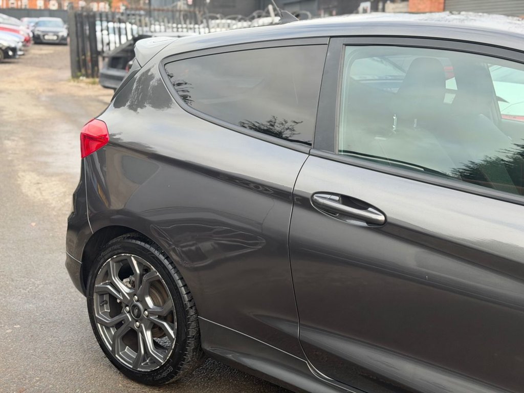 Used Ford Fiesta 2019 for sale - 76923457: Photo 11