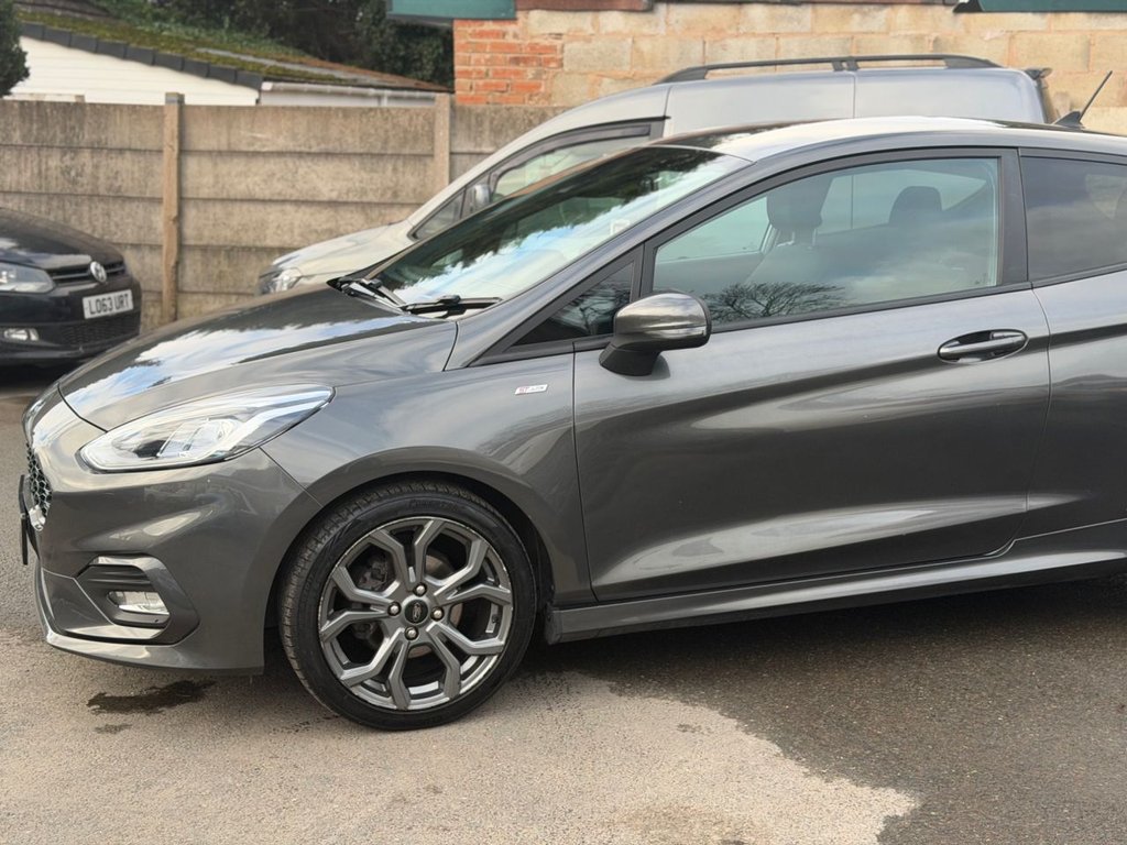 Used Ford Fiesta 2019 for sale - 76923457: Photo 18