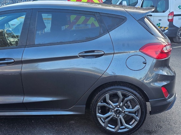 Used Ford Fiesta 2019 for sale - 76255936: Photo 18