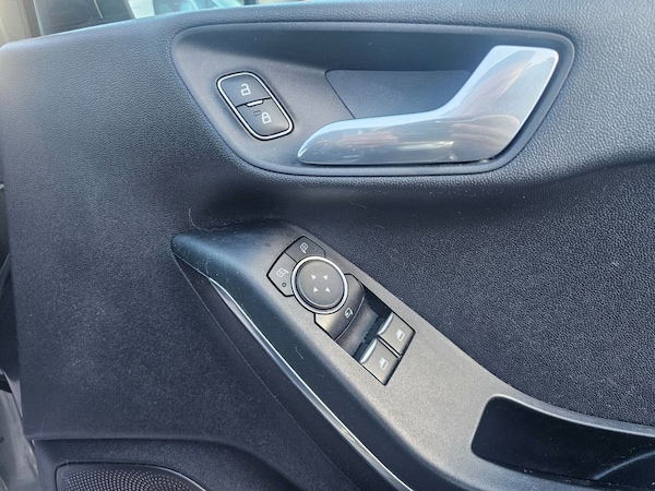 Used Ford Fiesta 2019 for sale - 76255936: Photo 35