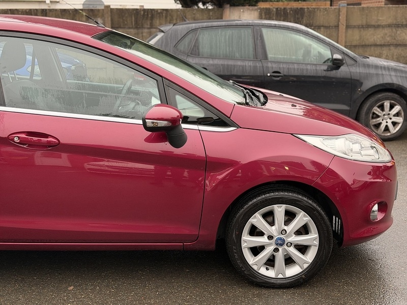 Used Ford Fiesta 2010 for sale - 77149302: Photo 16