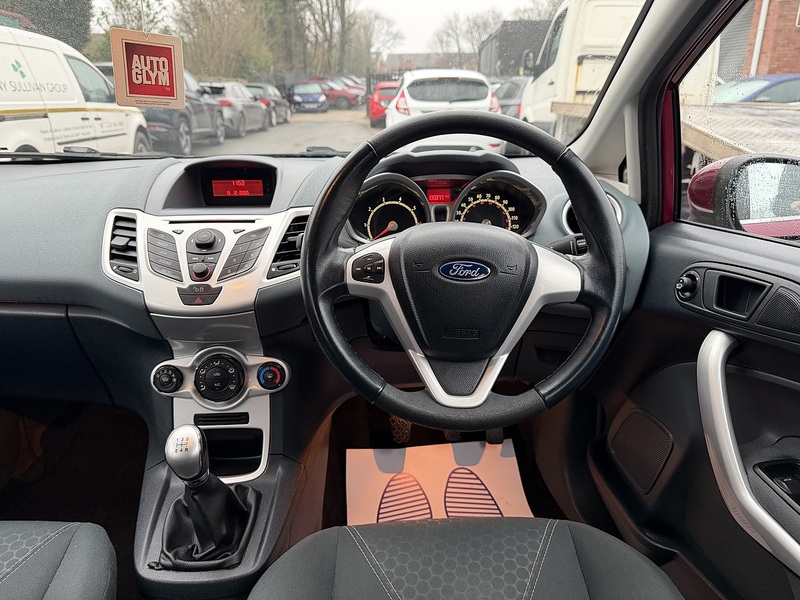 Used Ford Fiesta 2010 for sale - 77149302: Photo 31