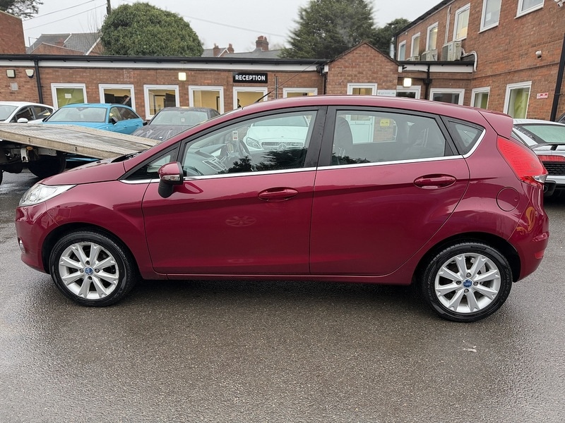 Used Ford Fiesta 2010 for sale - 77149302: Photo 6