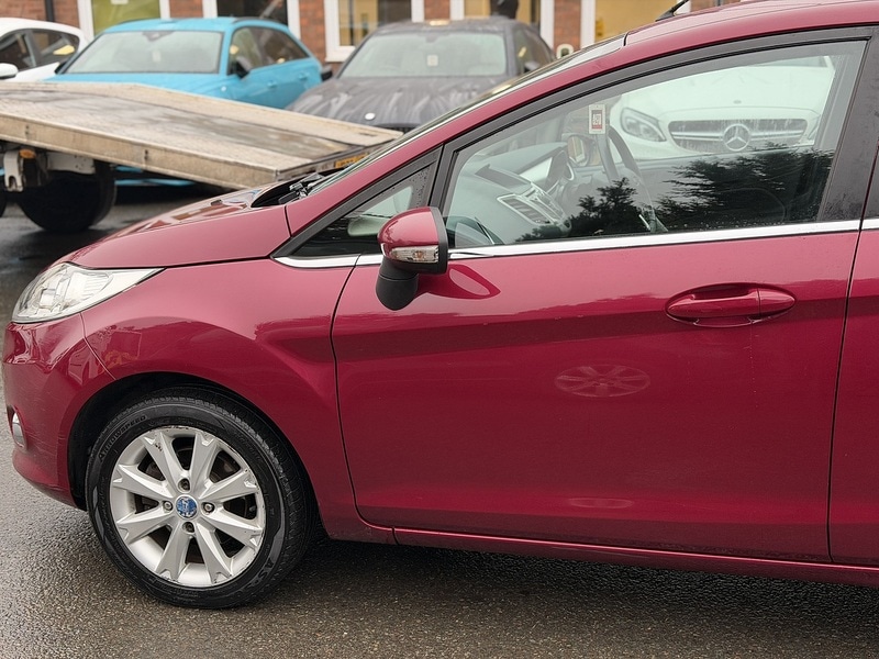 Used Ford Fiesta 2010 for sale - 77149302: Photo 8