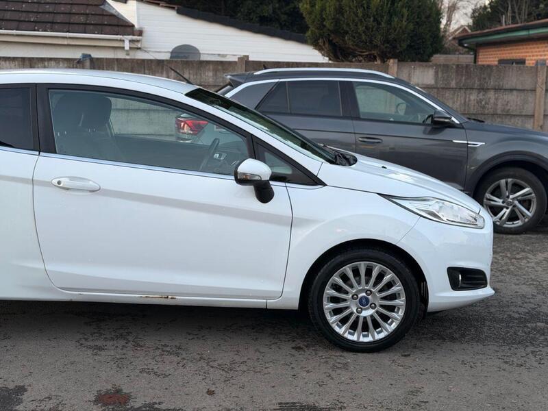 Used Ford Fiesta 2013 for sale - 77149267: Photo 11