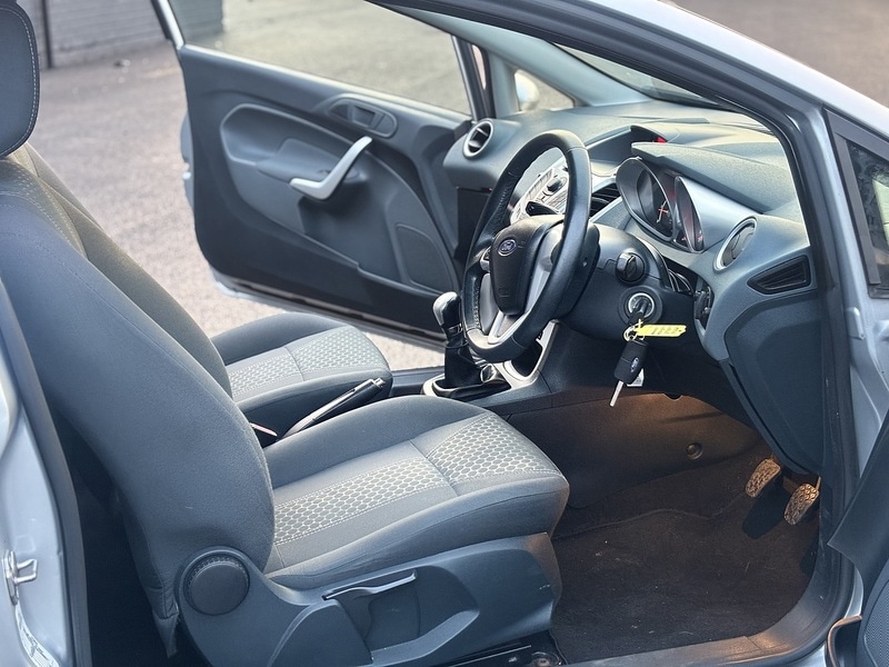 Used Ford Fiesta 2011 for sale - 77313792: Photo 12