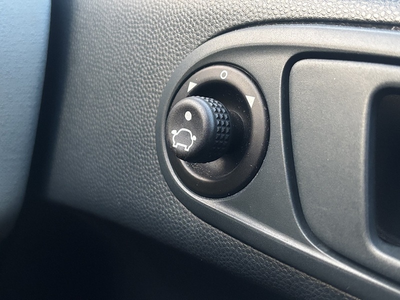 Used Ford Fiesta 2011 for sale - 77313792: Photo 24