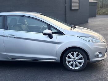 Used Ford Fiesta 2011 for sale - 77313792: Photo