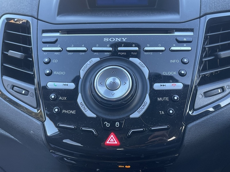 Used Ford Fiesta 2016 for sale - 77149343: Photo 28