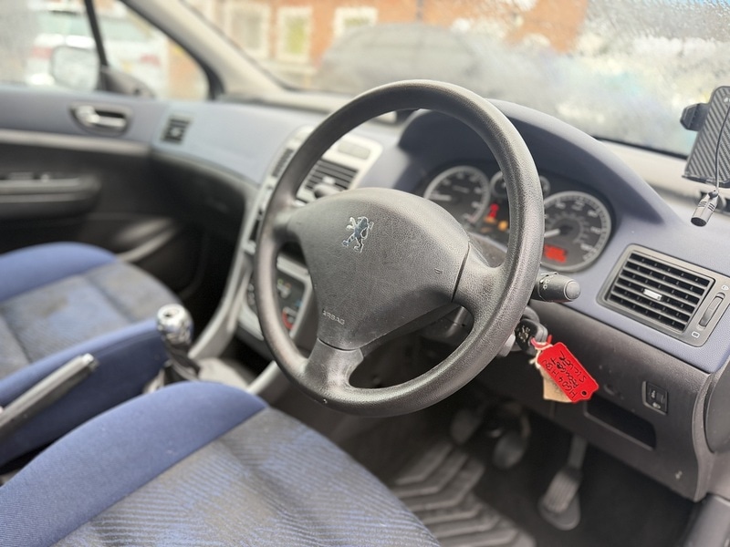 Used Peugeot 307 for sale - 77475642: Photo 2