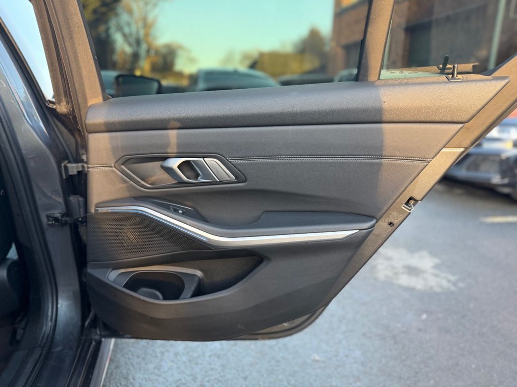 Used BMW 3 Series 2020 for sale - 76798250: Photo 25