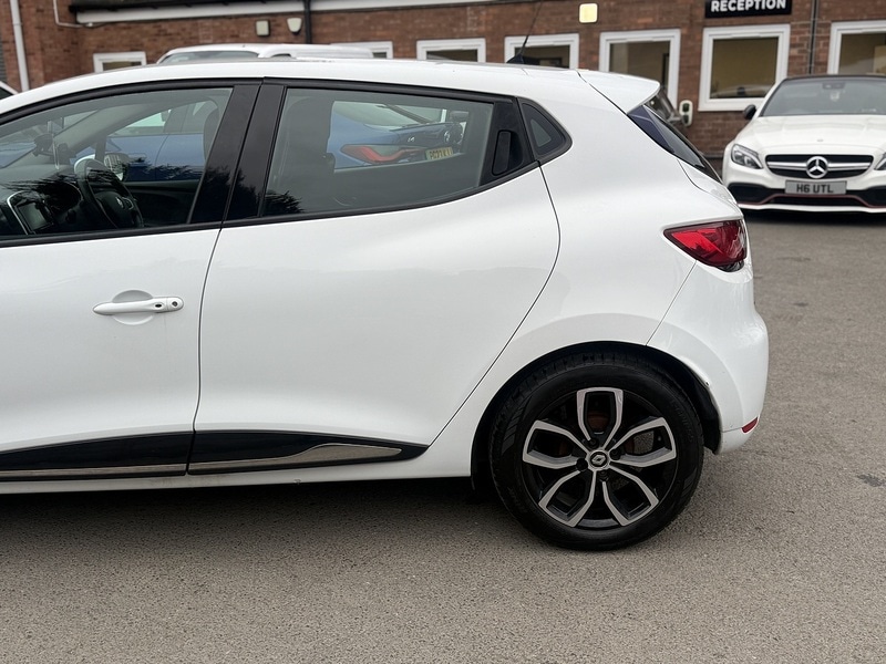 Used Renault Clio for sale - 78107372: Photo 12