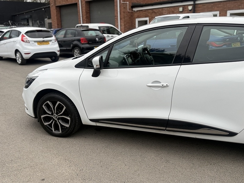 Used Renault Clio for sale - 78107372: Photo 13