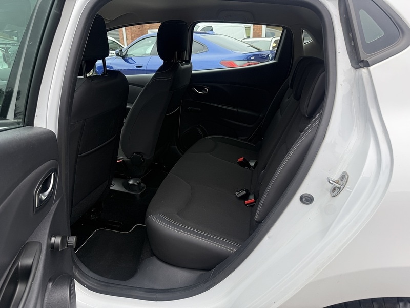 Used Renault Clio for sale - 78107372: Photo 16