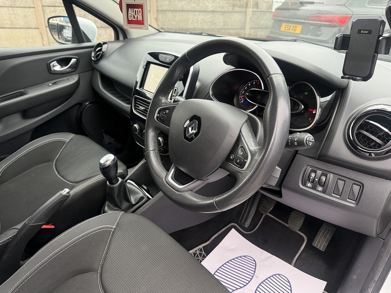 Used Renault Clio for sale - 78107372: Photo 25