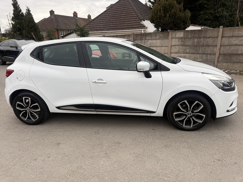Used Renault Clio for sale - 78107372: Photo 6