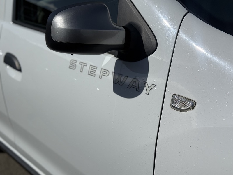 Used Dacia Sandero Stepway 2017 for sale - 78012721: Photo 10