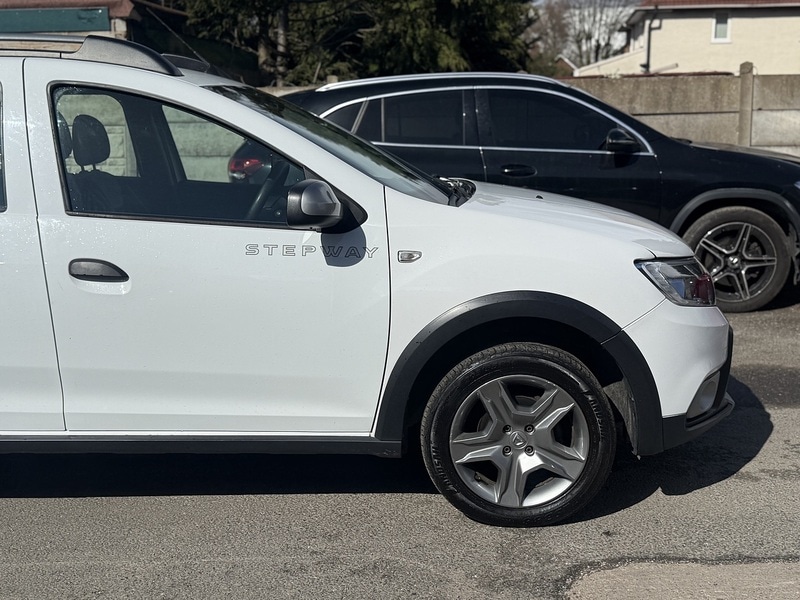 Used Dacia Sandero Stepway 2017 for sale - 78012721: Photo 12