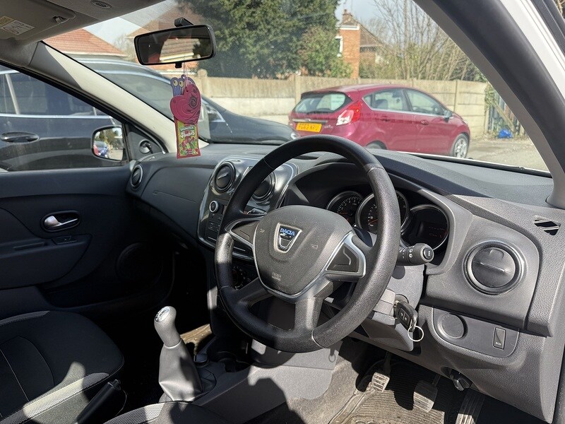 Used Dacia Sandero Stepway 2017 for sale - 78012721: Photo 30