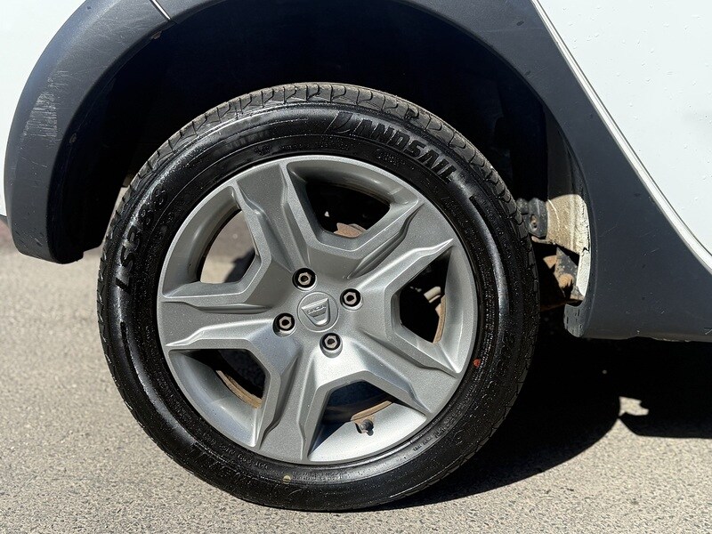 Used Dacia Sandero Stepway 2017 for sale - 78012721: Photo 33