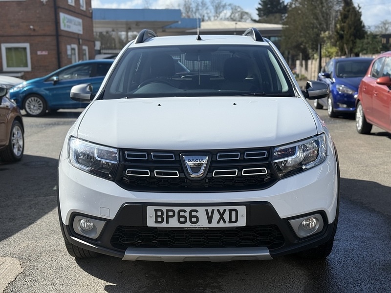 Used Dacia Sandero Stepway 2017 for sale - 78012721: Photo 8
