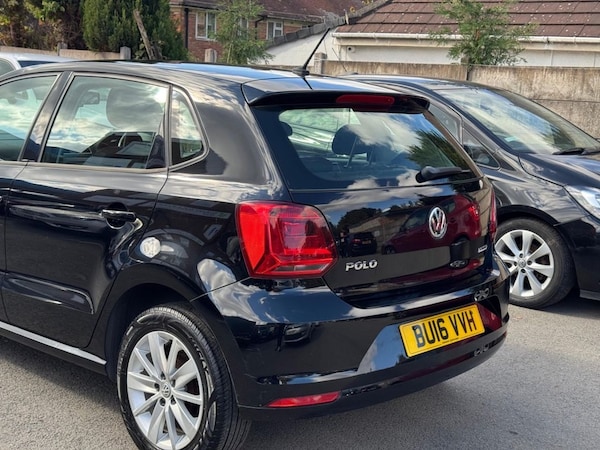 Used Volkswagen Polo 2016 for sale - 76261020: Photo 11